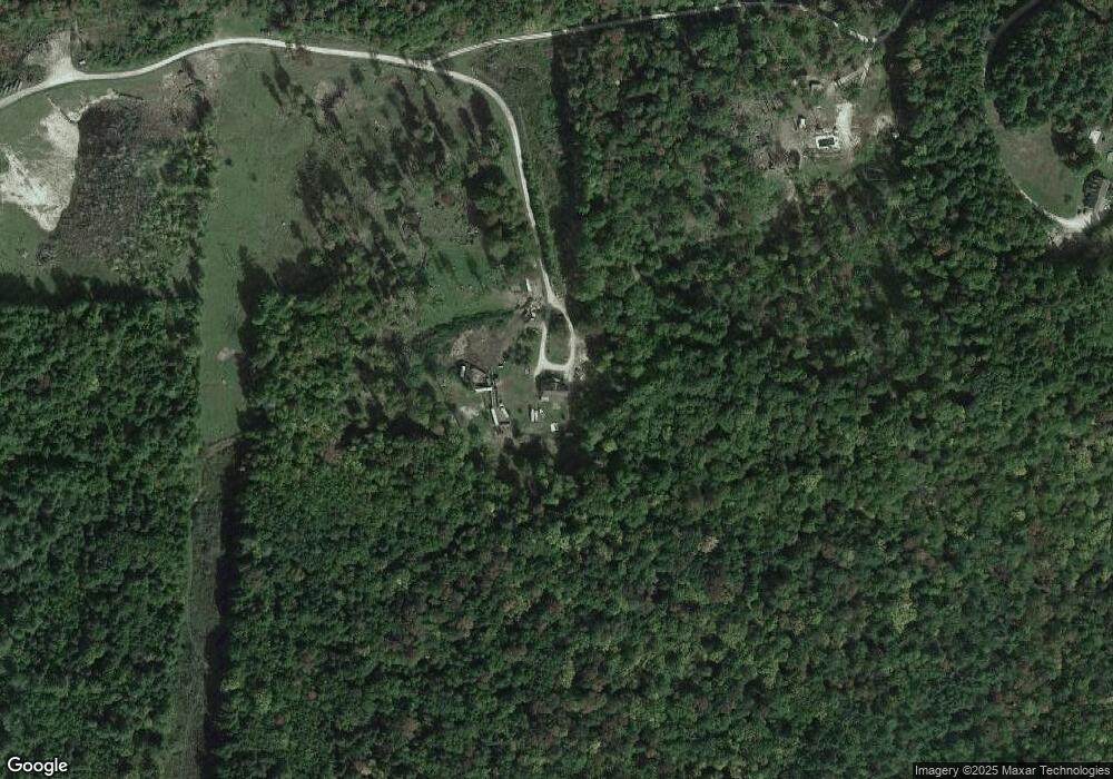 238 Stratton Rd, Rutland, VT 05701 - photo 1