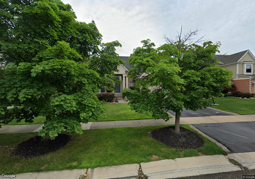 4570 Lilly Ct, West Bloomfield, MI 48323 - photo 1