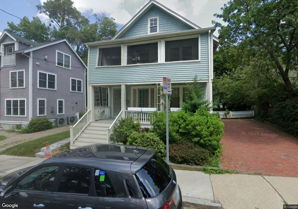 129 Raymond St unit 129, Cambridge, MA 02140 - photo 1