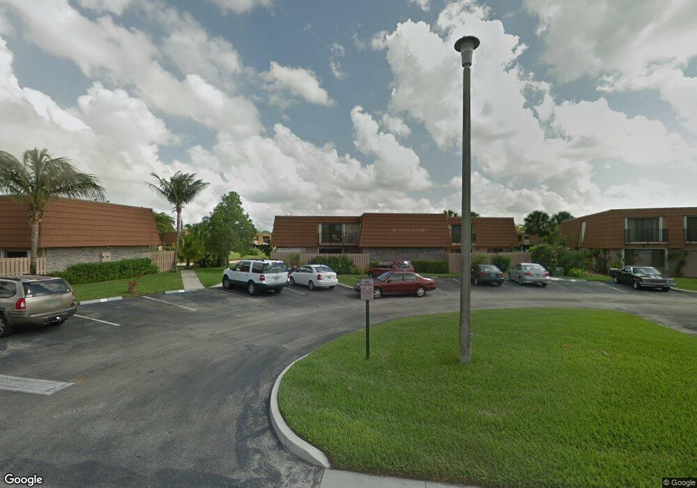 11010 N Harmony Lake Cir, Davie, FL 33324 - photo 1