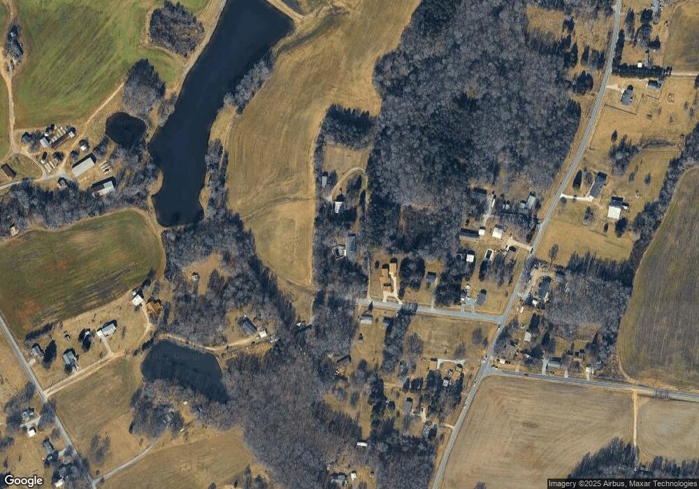 1937 Foster View Dr, Randleman, NC 27317 - photo 1