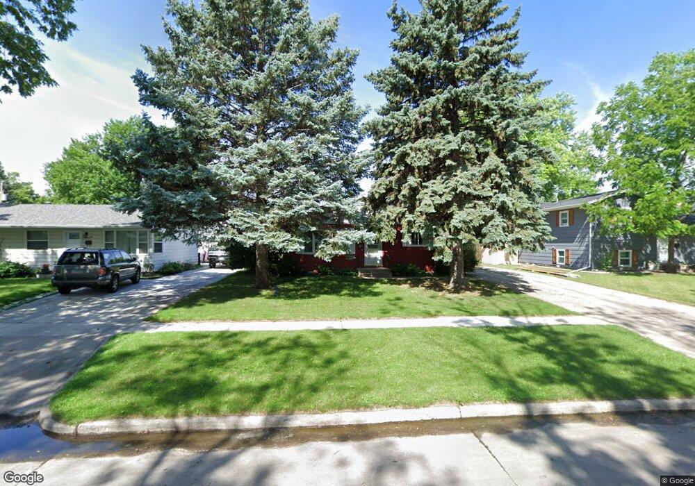 1437 19th St S, Fargo, ND 58103 - photo 1