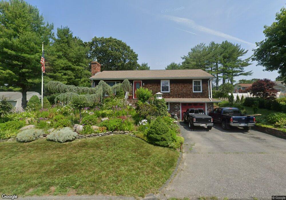 31 Emerald Dr, North Dartmouth, MA 02747 - photo 1