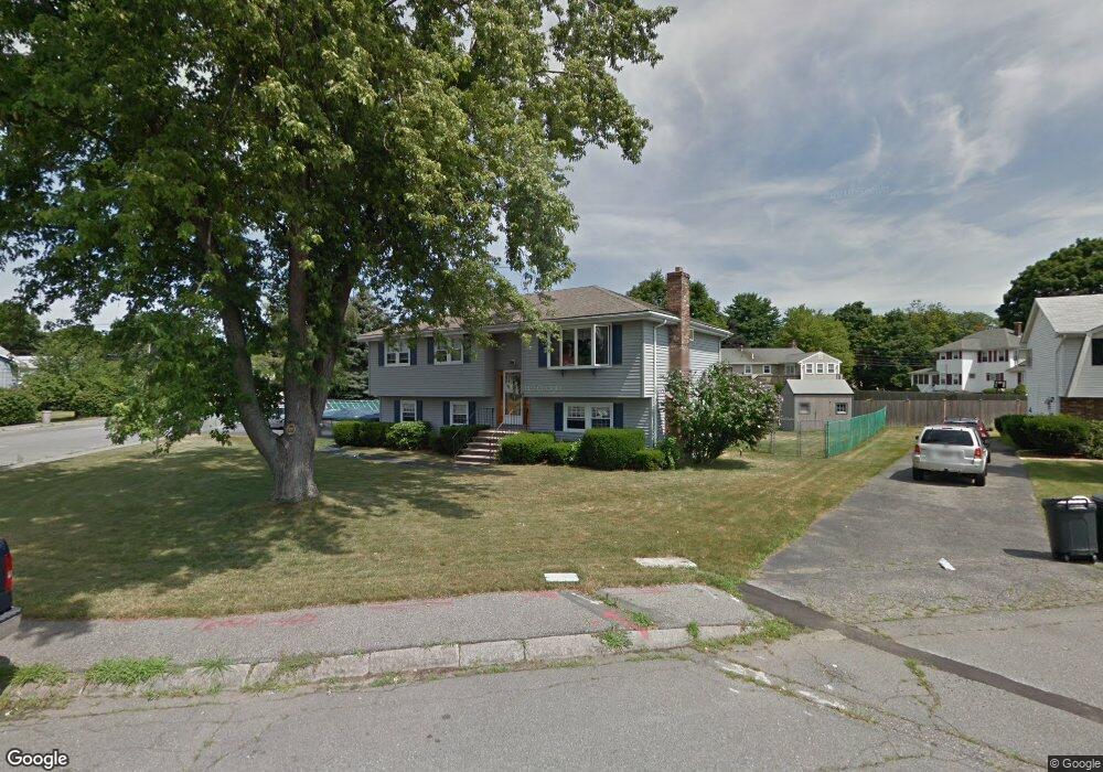 4 Brae Cir, Woburn, MA 01801 - photo 1