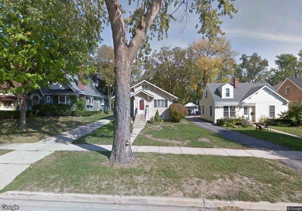 439 N Evergreen Ave, Elmhurst, IL 60126 - photo 1