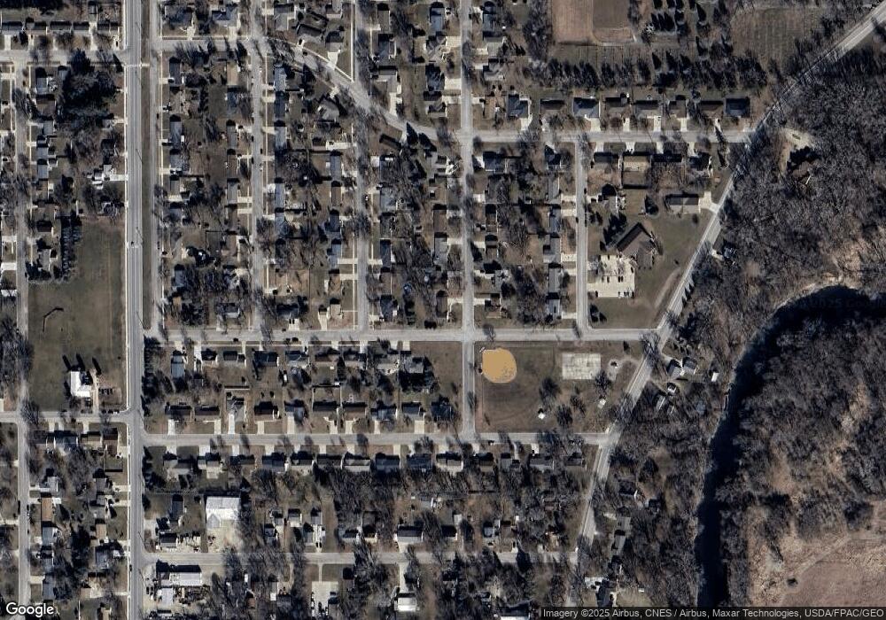 2106 9th St SW, Austin, MN 55912 - photo 1