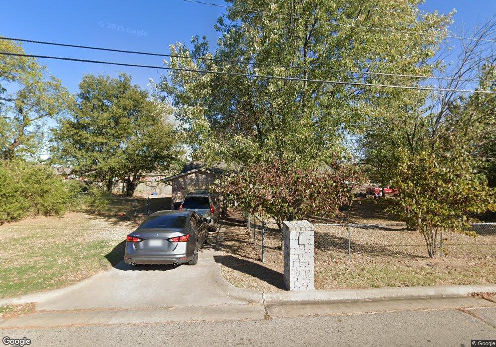 2507 Ellis Dr, Shawnee, OK 74804 - photo 1