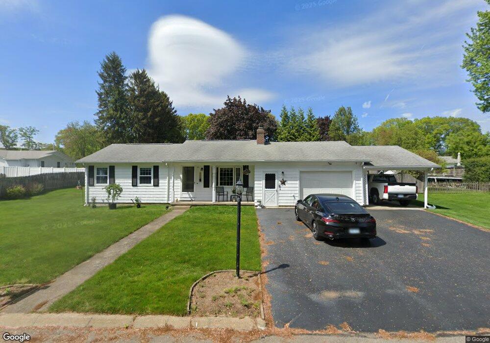 12 Bayview Dr, West Warwick, RI 02893 - photo 1