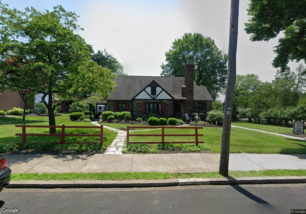 340 E Church St, Sellersville, PA 18960 - photo 1