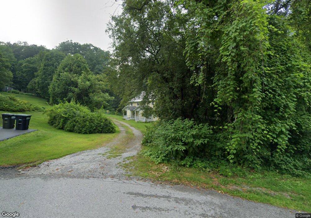 13 Patch St, Proctor, VT 05765 - photo 1