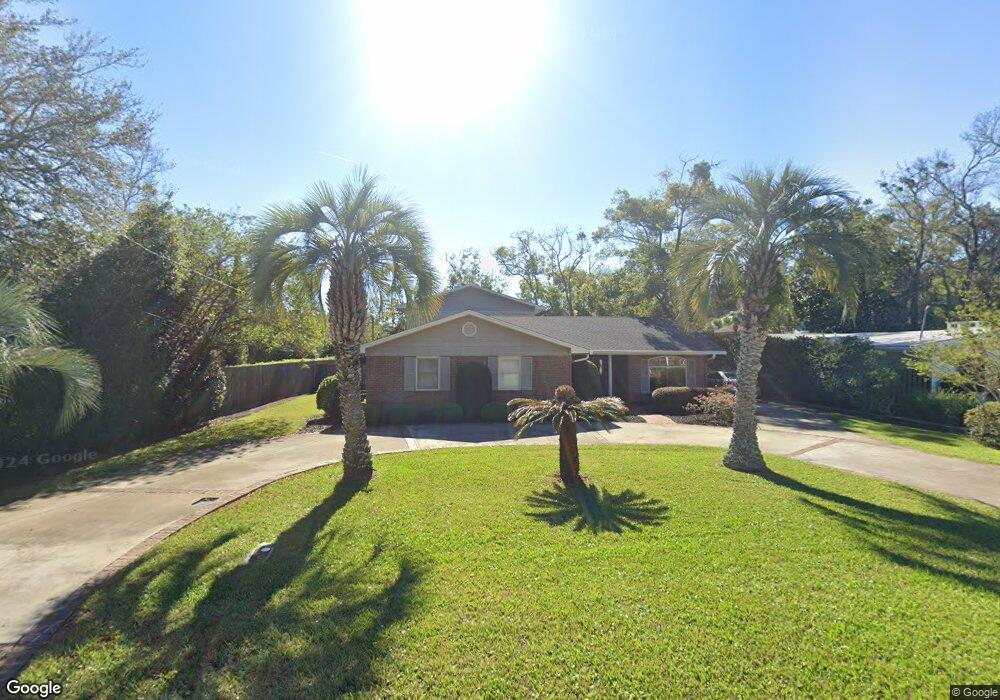 528 Timmons St, Saint Simons Island, GA 31522 - photo 1