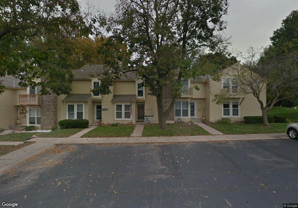 8069 Monrovia St, Lenexa, KS 66215 - photo 1