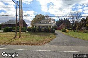 11 Elm St, Hatfield, MA 01038