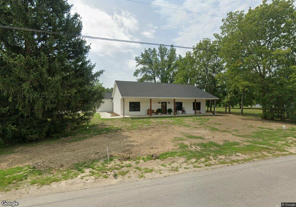 720 W Spring St, Bluffton, IN 46714 - photo 1