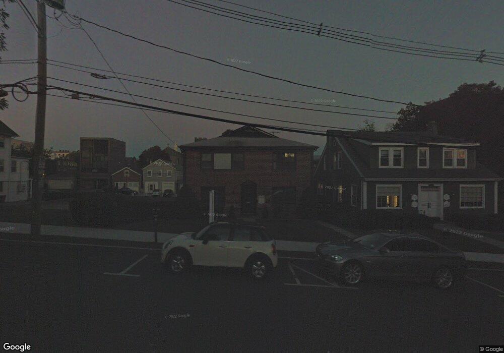 9 Benedict Place unit Ml, Greenwich, CT 06830 - photo 1