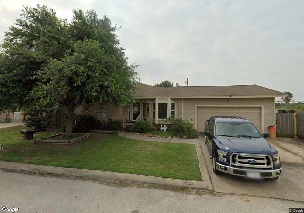 7805 Pruitt Dr, Galveston, TX 77554 - photo 1