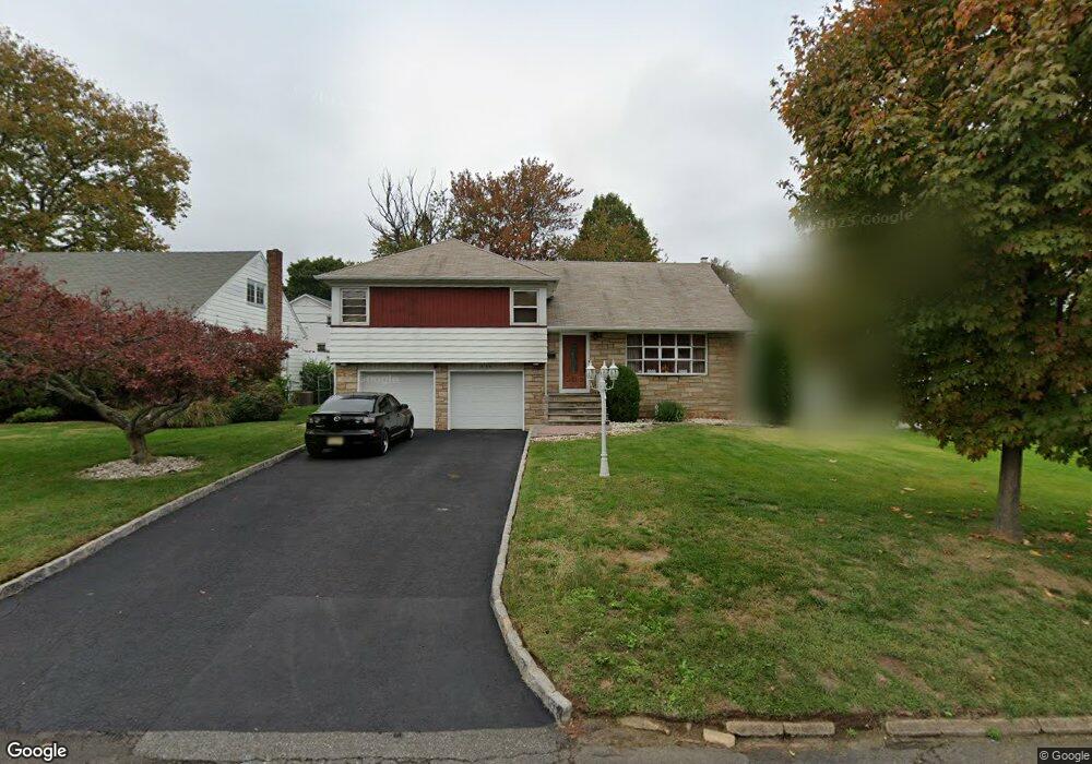 656 Evergreen Pkwy, Union, NJ 07083 - photo 1