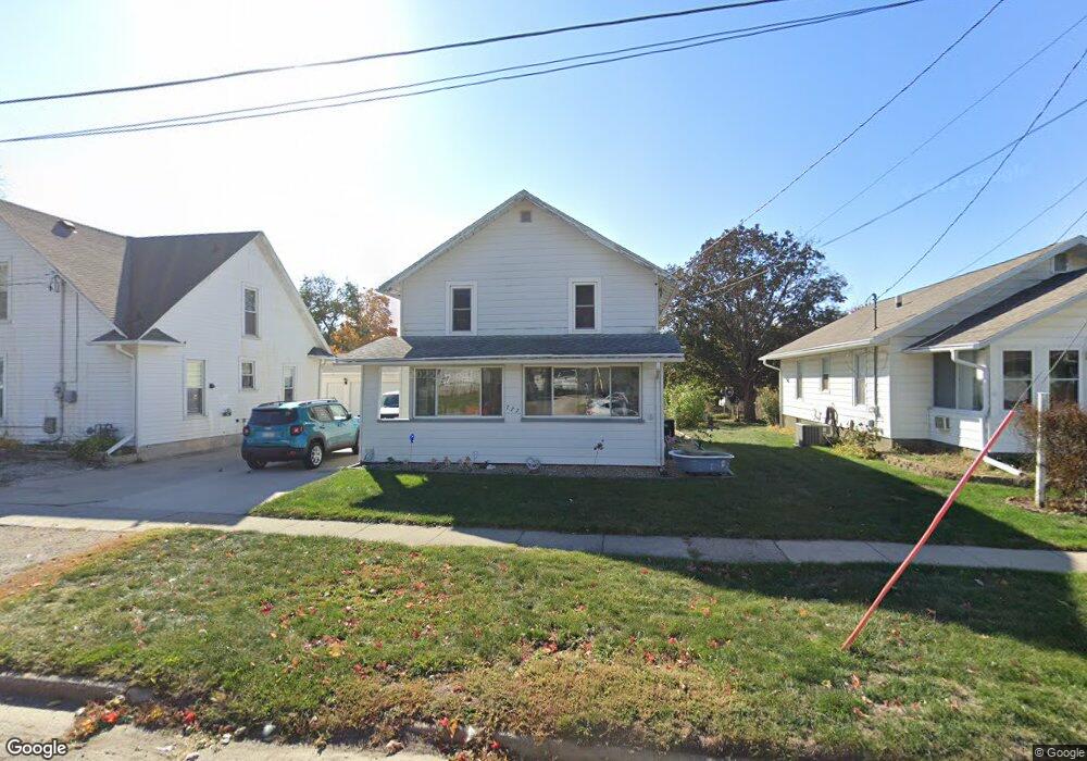 727 S 4th Ave E, Newton, IA 50208 - photo 1
