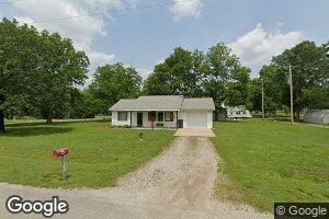 221 3rd St, Oswego, KS 67356