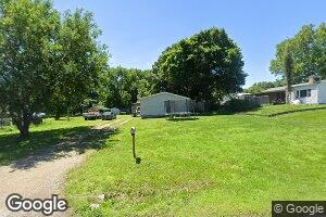 109 E Chase Ave, Burlingame, KS 66413