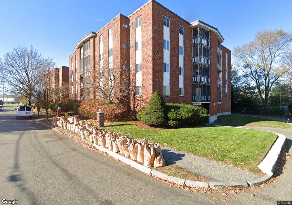 31 Lodgen Ct unit 3G, Malden, MA 02148 - photo 1