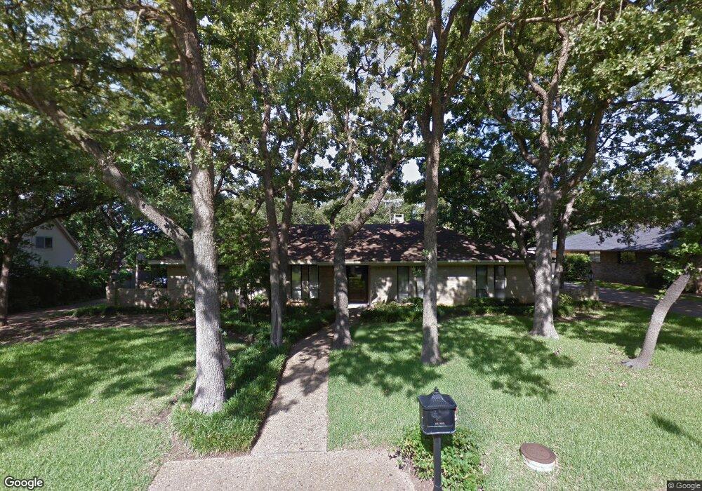 1016 Ridgecrest Cir, Denton, TX 76205 - photo 1