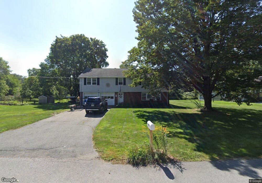 40 Glenridge Dr, Bedford, MA 01730 - photo 1