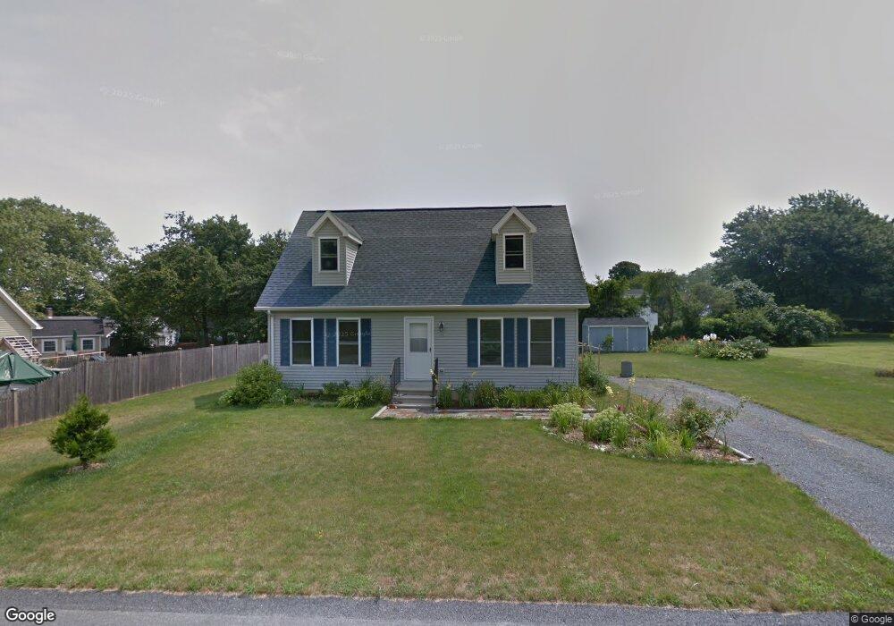 26 Sunset Lawn Rd, Middletown, RI 02842 - photo 1