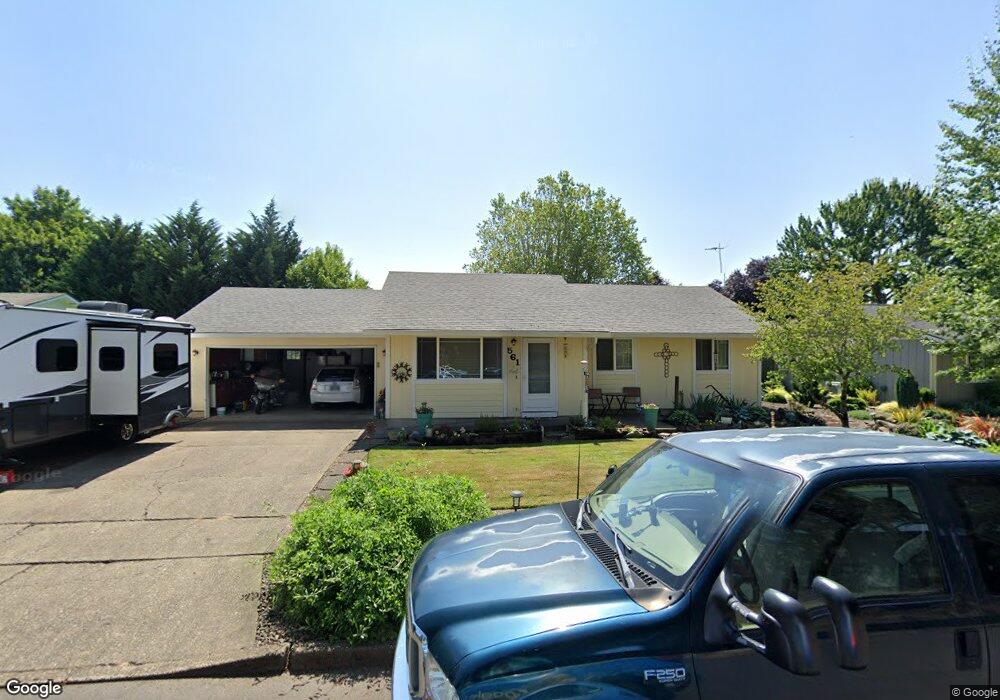 561 SE Maple St, Dundee, OR 97115 - photo 1