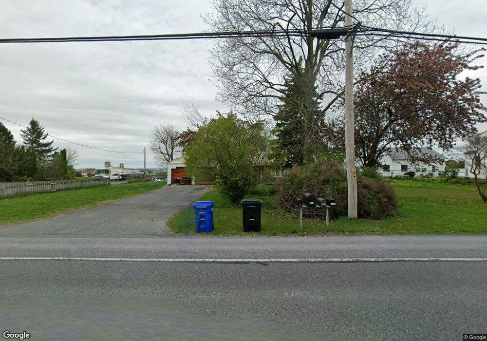 945 W Main St, New Holland, PA 17557 - photo 1