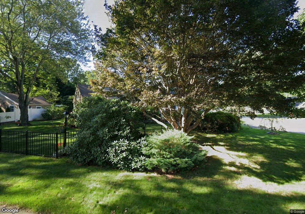 10 Sherbrooke Rd, Barrington, RI 02806 - photo 1
