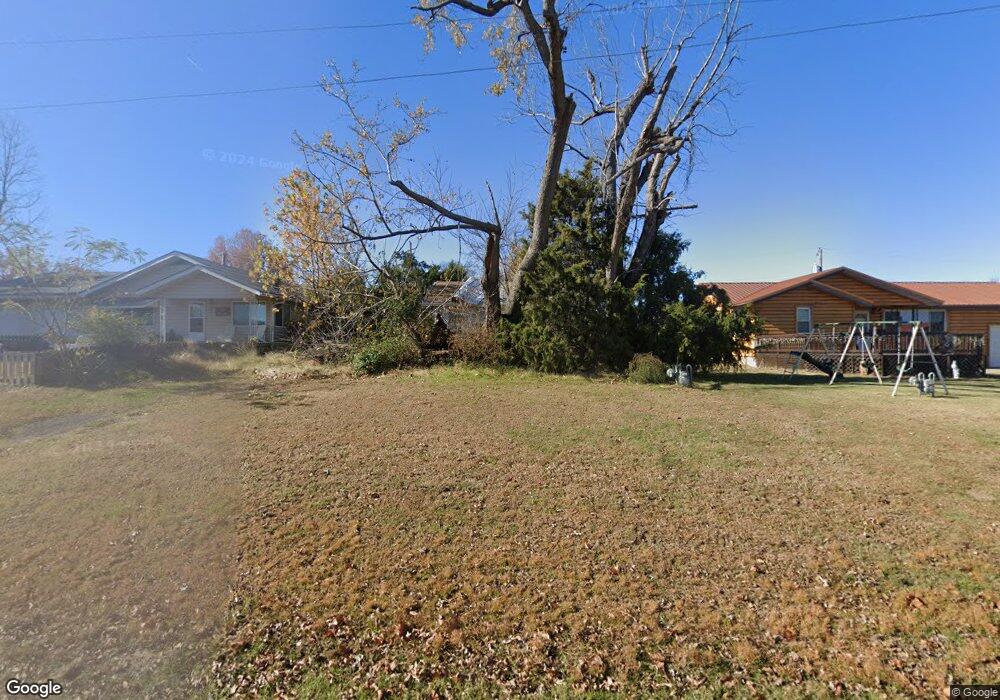 831 N Simpson St, Eufaula, OK 74432 - photo 1