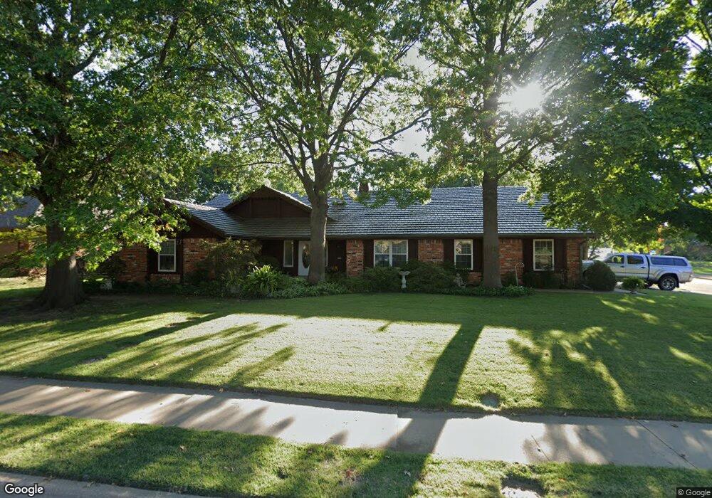 3216 Brighton Ln, Bartlesville, OK 74006 - photo 1