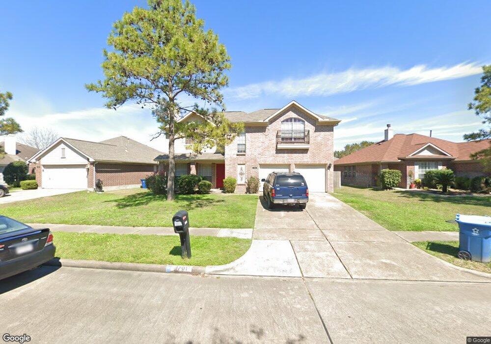 1701 Village Court Dr, Rosenberg, TX 77471 - photo 1