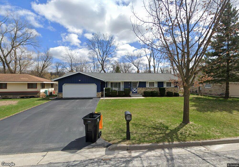 12055 W Diane Dr, Milwaukee, WI 53226 - photo 1