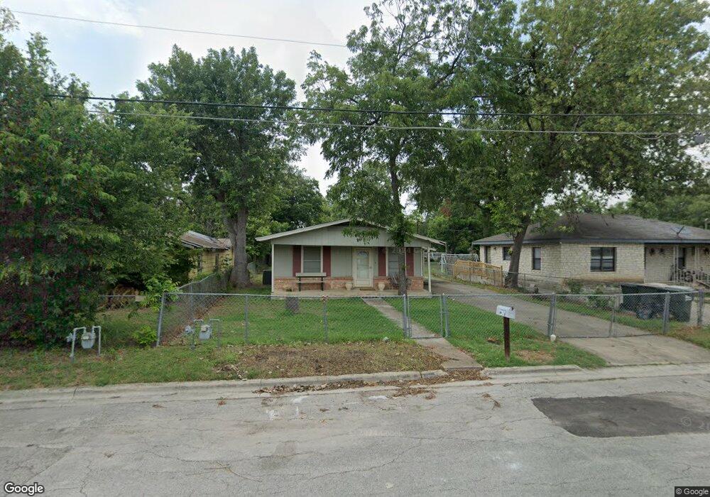 319 Laredo St, San Marcos, TX 78666 - photo 1