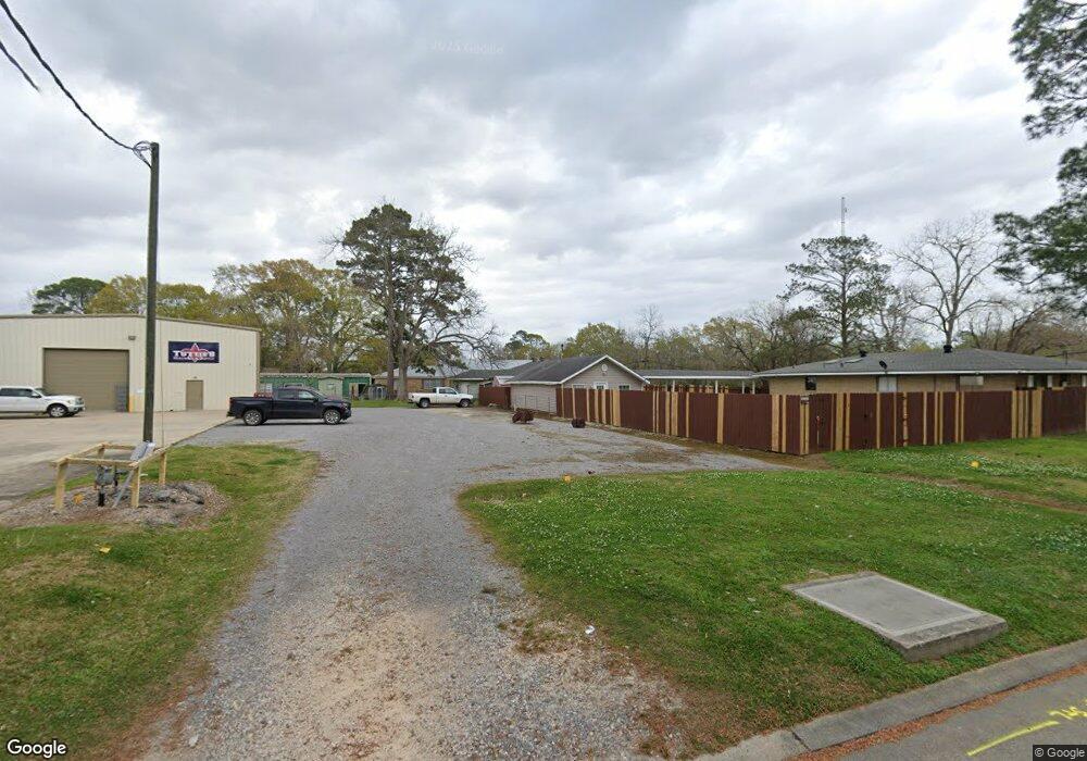 103 1/2 Daspit Rd, New Iberia, LA 70563 - photo 1