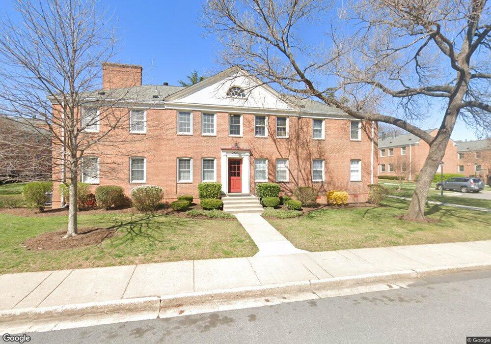 2613 Arlington Blvd unit 63, Arlington, VA 22201 - photo 1