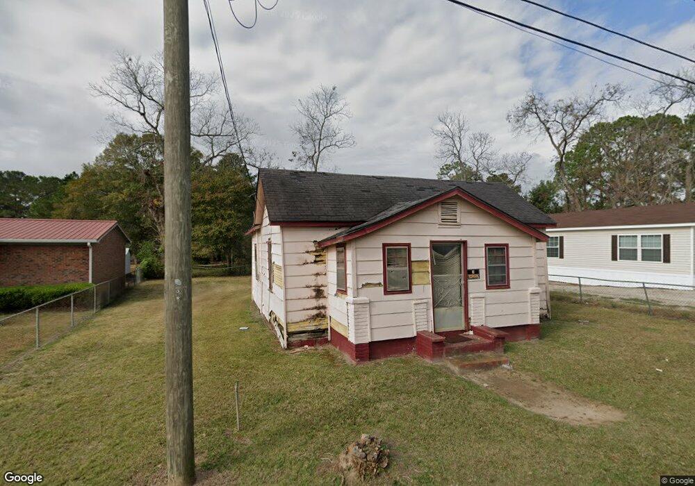 1910 Dorminey St, Tifton, GA 31794 - photo 1