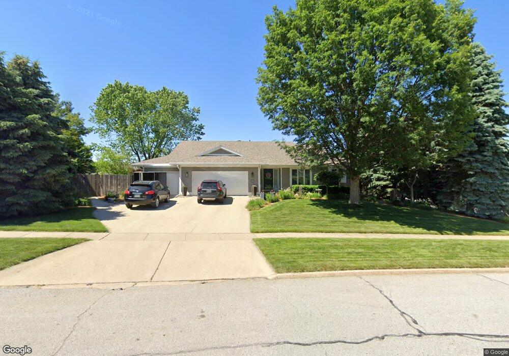 3501 Brookview Dr, West Des Moines, IA 50265 - photo 1