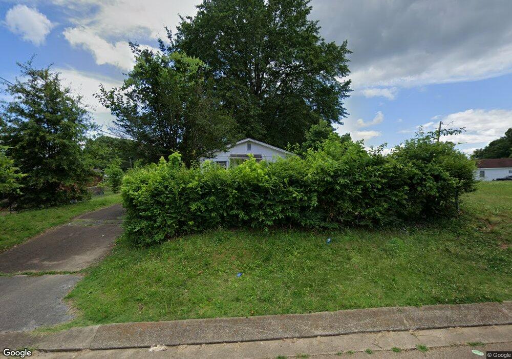 154 Booker St, Jackson, TN 38301 - photo 1