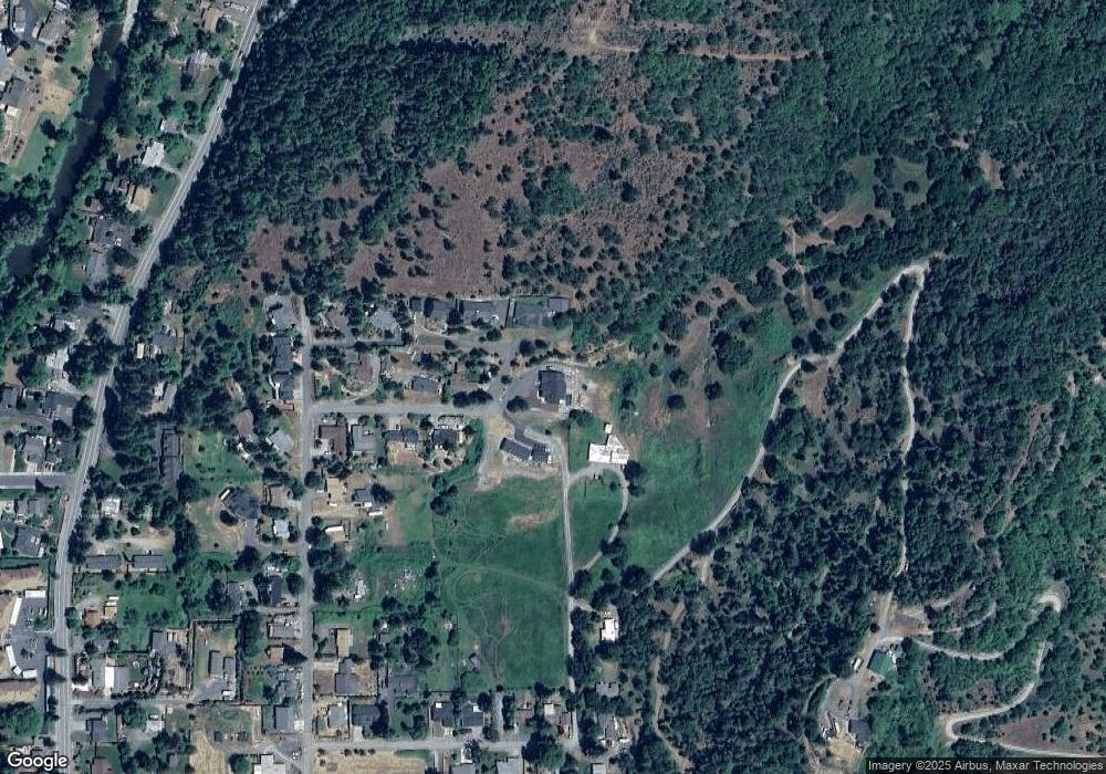 413 Valley View Dr, Rogue River, OR 97537 - photo 1