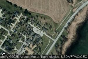 3013 F Dr, Amana, IA 52203