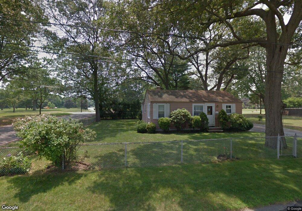 142 Smith St, Warwick, RI 02886 - photo 1