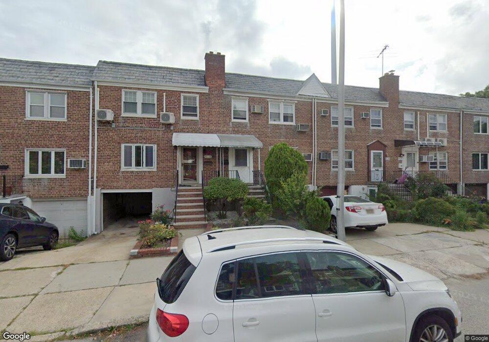 6715 198th St, Fresh Meadows, NY 11365 - photo 1