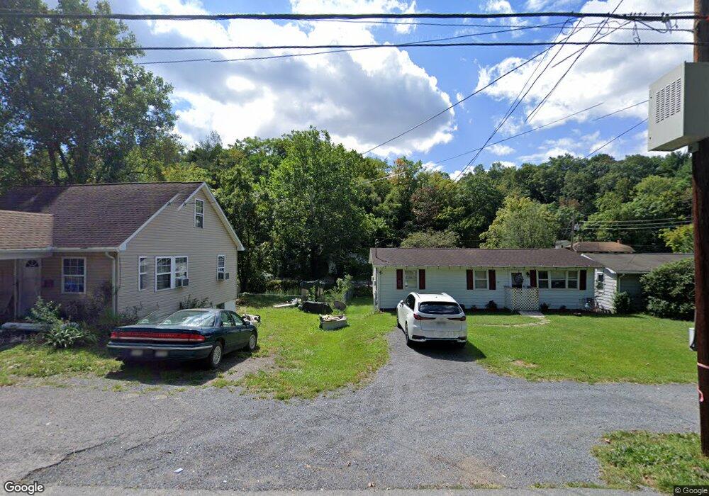 448 Biser St, Berkeley Springs, WV 25411 - photo 1