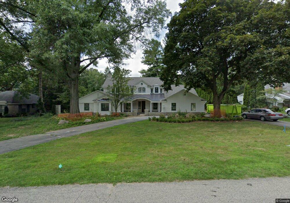 5920 Crabtree Rd, Bloomfield Hills, MI 48301 - photo 1