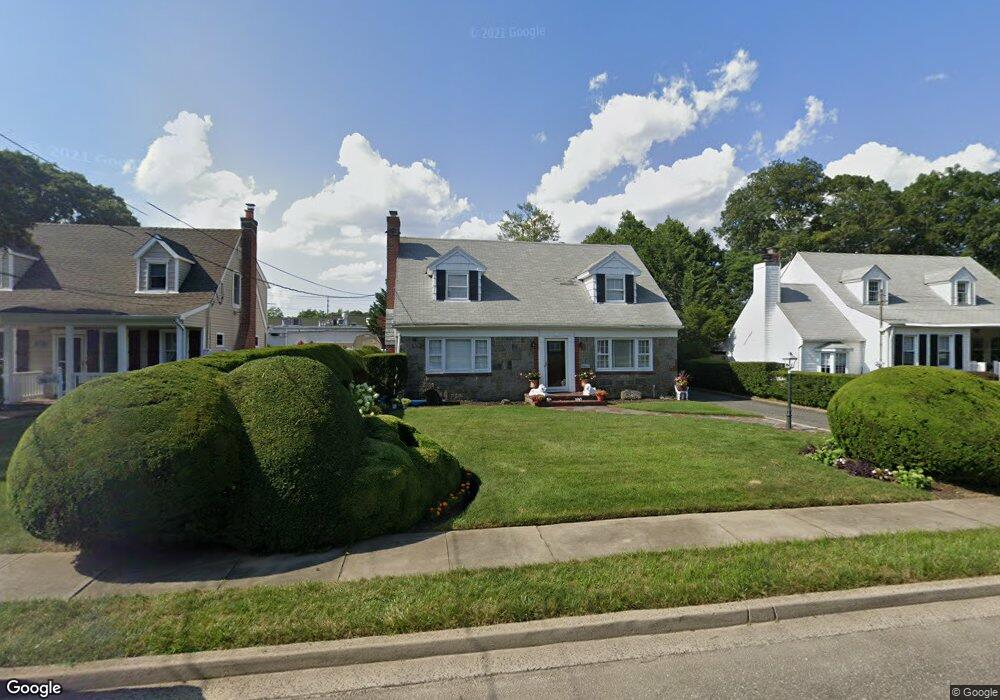 3845 Wilburne Ave, Seaford, NY 11783 - photo 1