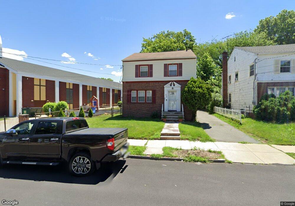 322 Hobson St unit 324, Newark, NJ 07112 - photo 1