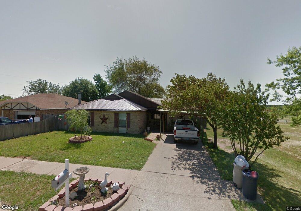 1503 Oriole St, Ennis, TX 75119 - photo 1